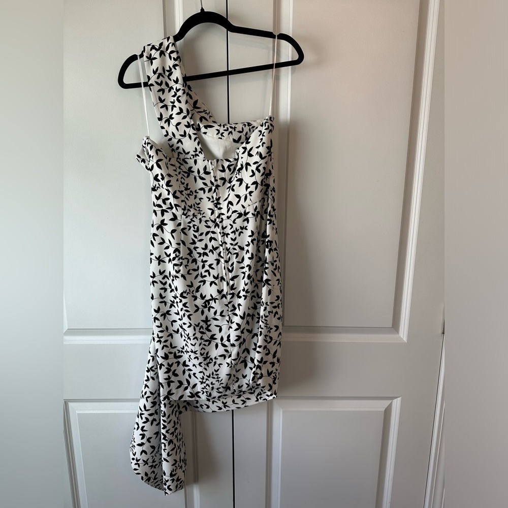Keepsake The Label Overpower Mini Dress Ivory and Black (Size L) - Picture 4 of 10